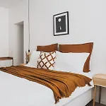 Voya Apartments - A Luxury Oasis In The Old Town